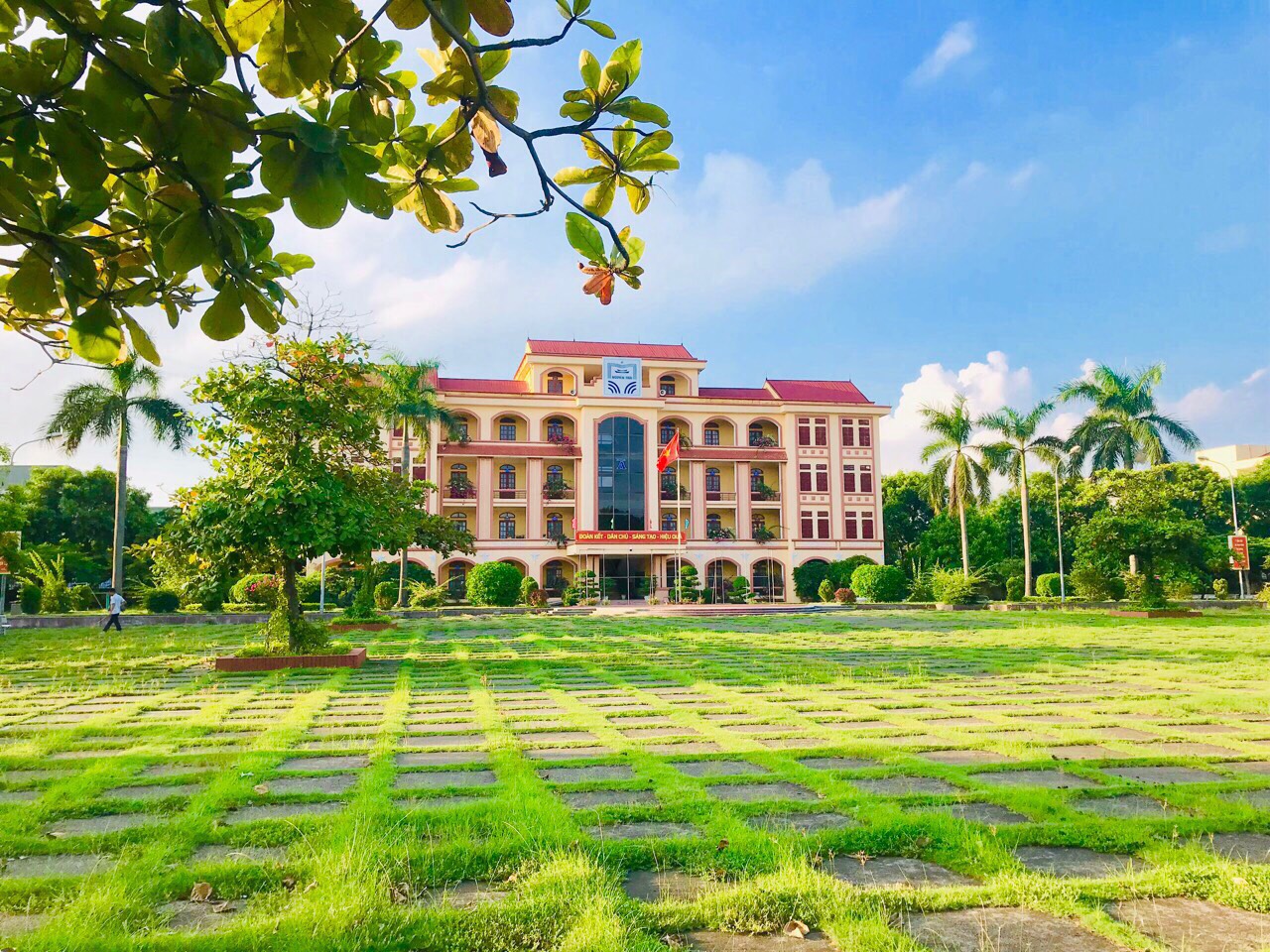 Danh sách trúng tuyển vào lớp 10 trường THPT chuyên Nguyễn Trãi năm học 2021-2022